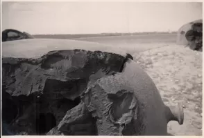 Ligne Maginot - LA SALMAGNE - (Ouvrage d'infanterie) - Le bloc 1
La cloche GFM éventrée