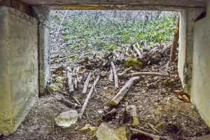 Ligne Maginot - PA DE SIERENTZ OUEST 1 - (Blockhaus pour canon) - Entrée matériel.