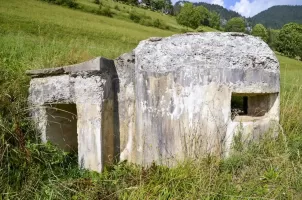 Ligne Maginot - A2 - CHAPELLE D'ABONDANCE 2 - HS144 - (Blockhaus pour arme infanterie) - Vue extérieur, entrée ouest