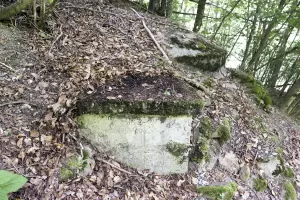 Ligne Maginot - SA-17 - LES PANISSATS 4 - (Blockhaus pour arme infanterie) - Puits de l'entrée en échelon