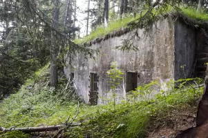 Ligne Maginot - COURBATON - Batterie N° 3 - Magasin à munitions entre pièce 2 et 3