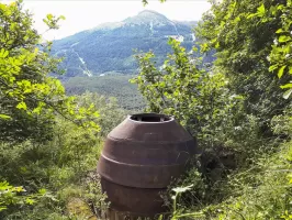 Ligne Maginot - AMODON (TD N° 598) - (Cuve pour arme d'infanterie) - La tourelle démontable et en face le sommet de la Norma