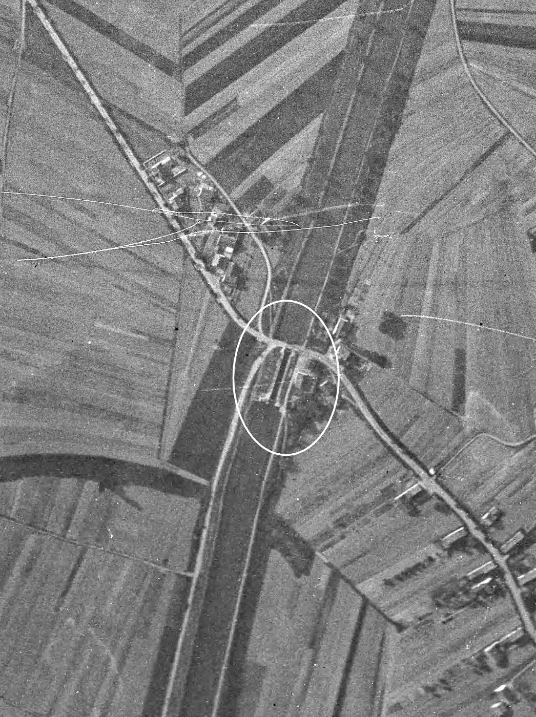 Ligne Maginot - 4T2 - (DMP - Dispositif de Mine Permanent) - Vue de l'écluse avec son pont-levis