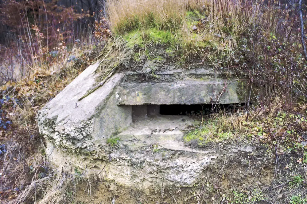 Ligne Maginot - B13-B - LES FROMENTAUX EST - (Blockhaus pour arme infanterie) - Le bloc en 1992 