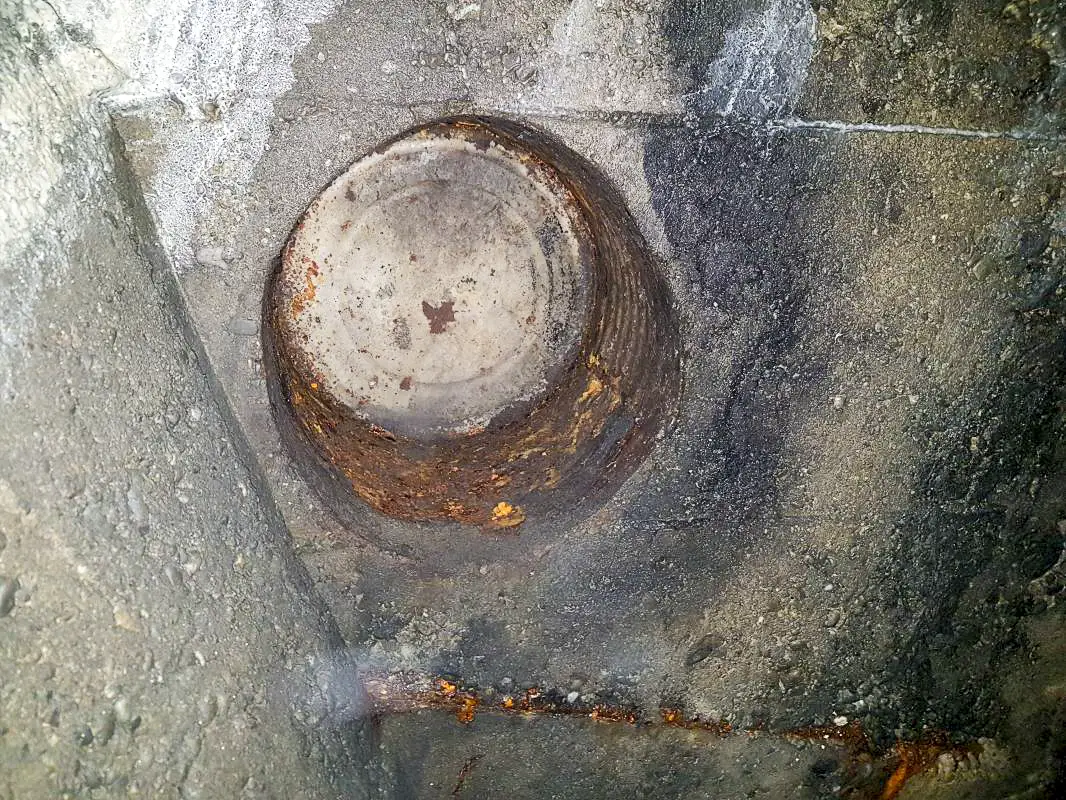 Ligne Maginot - TUNNEL DE L'ECLUSE - (Blockhaus pour canon) - Situe de chaque côte sur le haut des créneaux de 47 côte tunnel