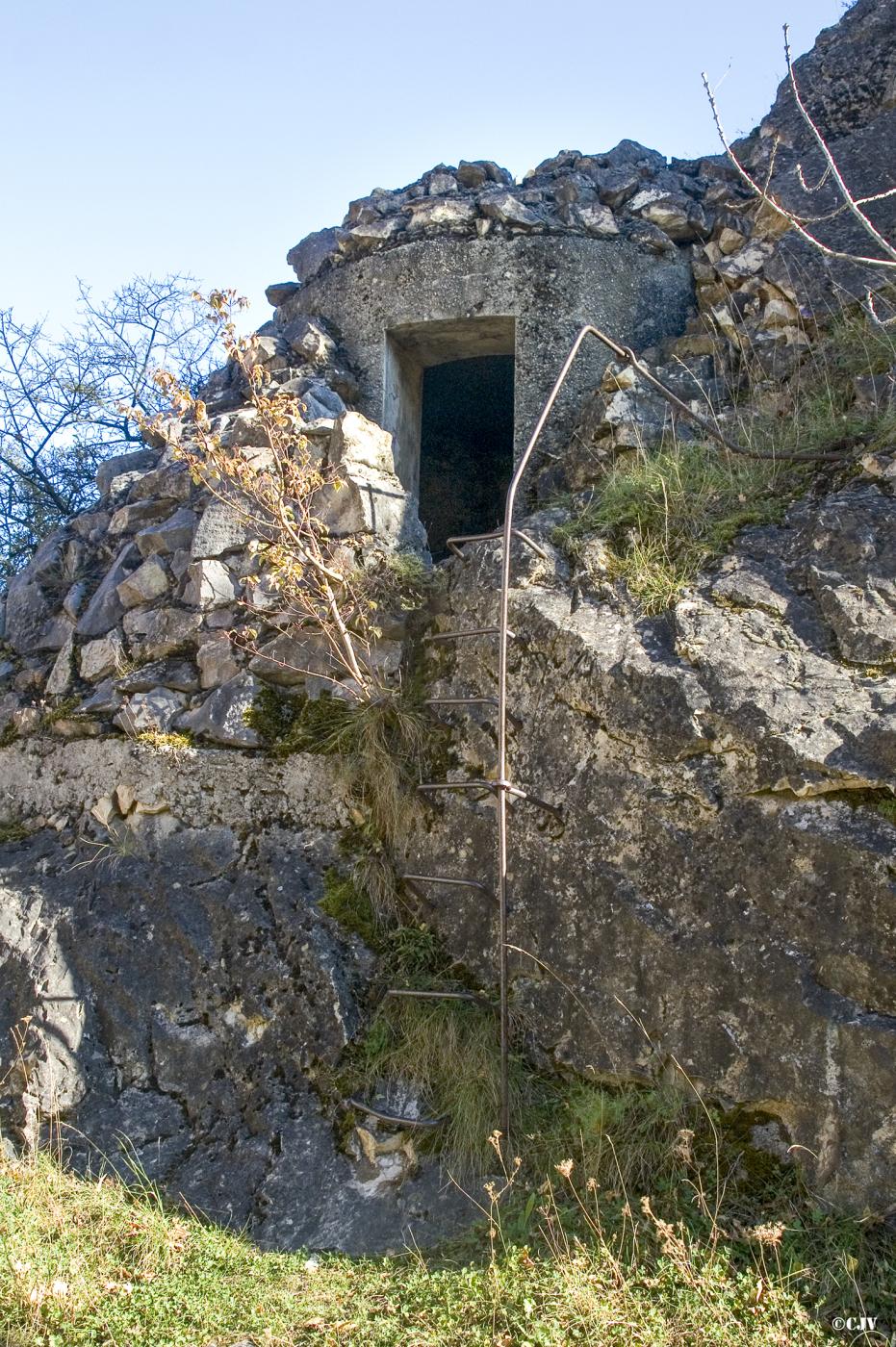 Ligne Maginot - SA-32 - VILLETTE (P1) - (Blockhaus pour arme infanterie) - L'accès au blockhaus