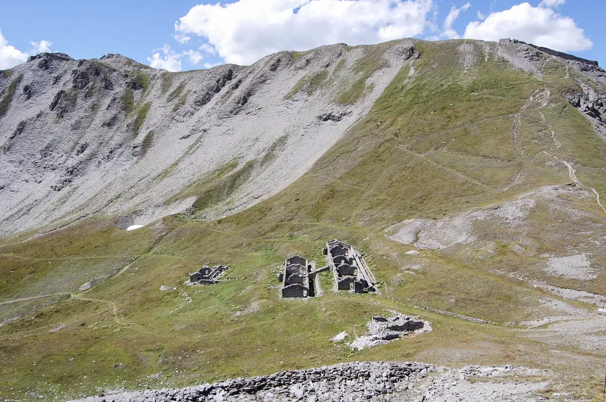 Ligne Maginot - SOLLIERES (BARAQUEMENTS DE) - (Casernement) - Casernement, Mont Froid ouest et Mont Froid est