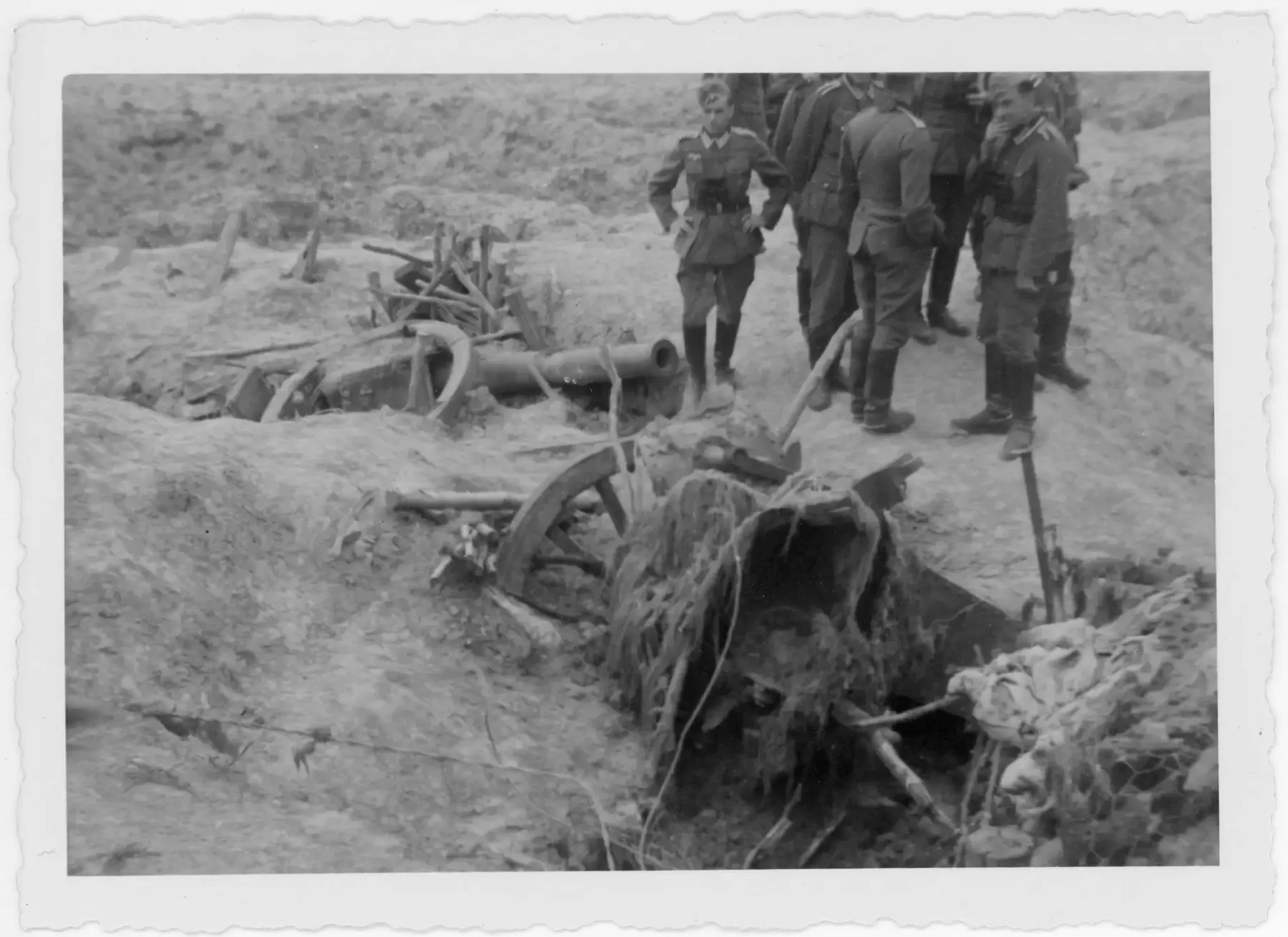 Ligne Maginot - S4 - (Position d'artillerie préparée) - Les restes de la batterie de 2 canons de 120 L de Bange