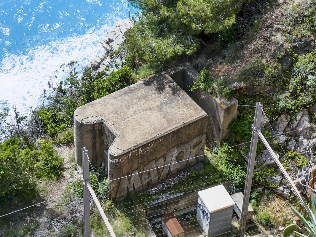 Ligne Maginot - E2 - EZE VOIE FERREE - (Blockhaus pour arme infanterie) - 