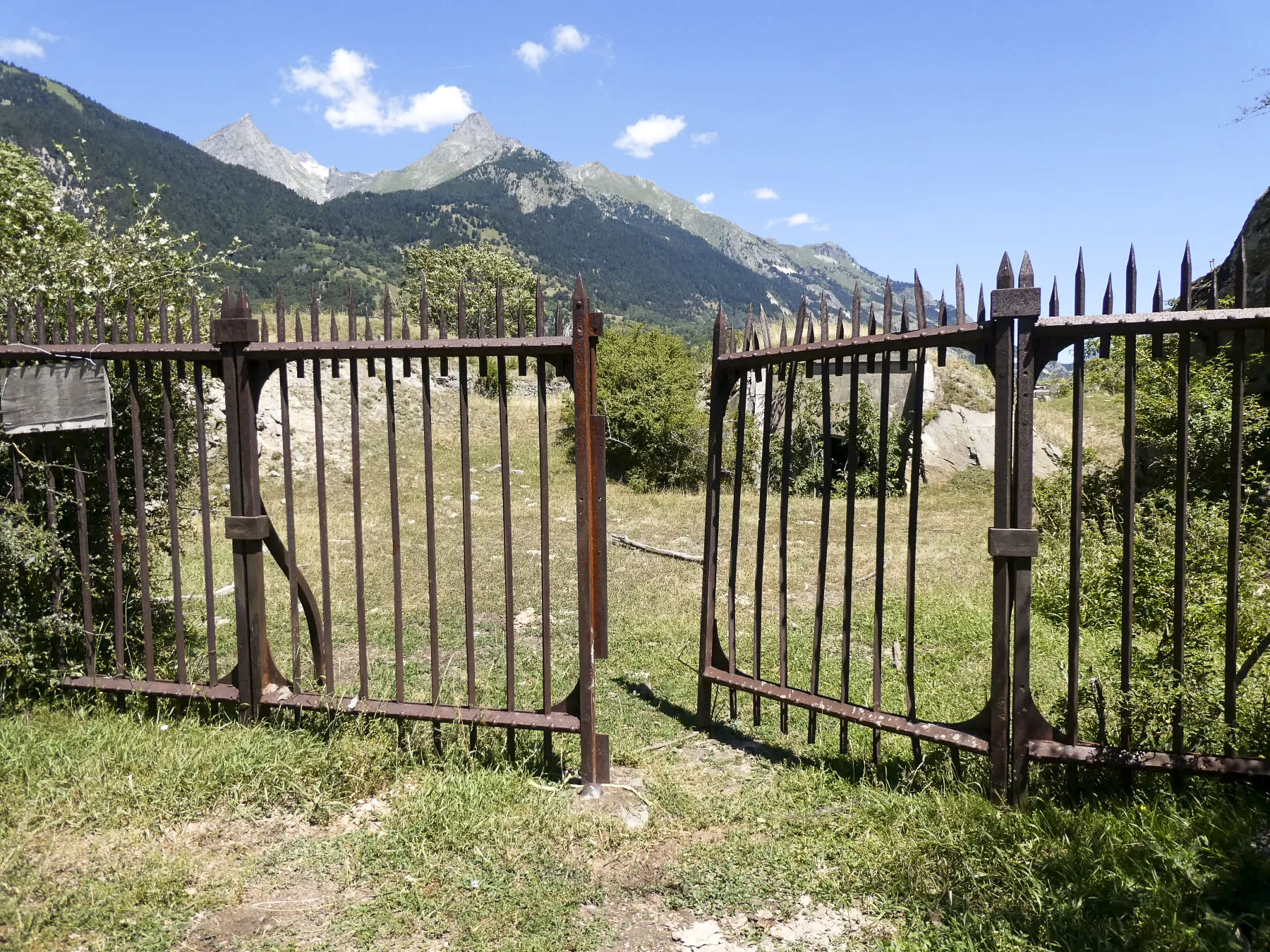 Ligne Maginot - REPLATON REDOUTE - (Blockhaus pour arme infanterie) - La Redoute du Replaton
L'entrée