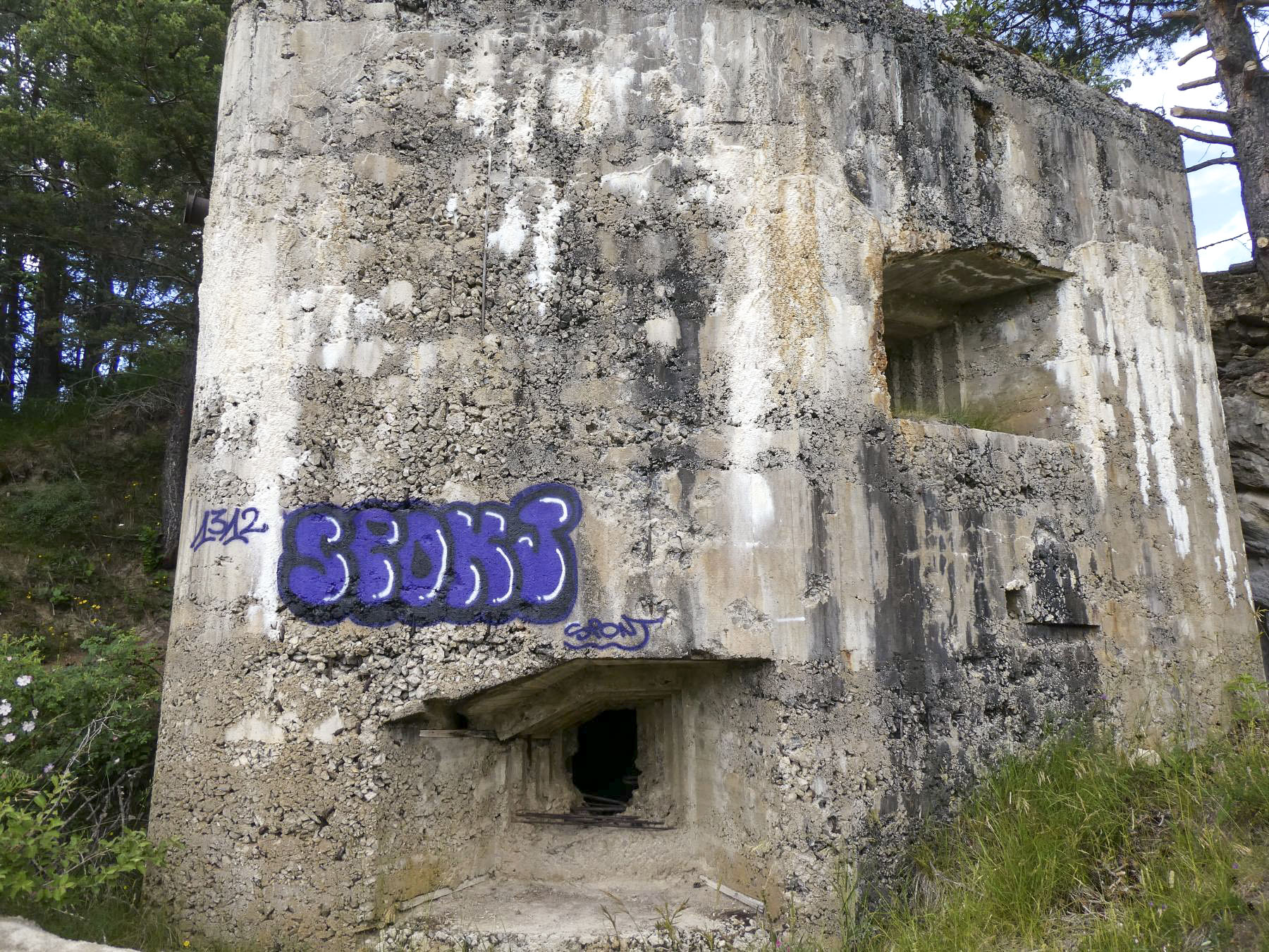 Ligne Maginot - COL DES TROIS CROIX SUPéRIEUR - (Blockhaus pour arme infanterie) - 