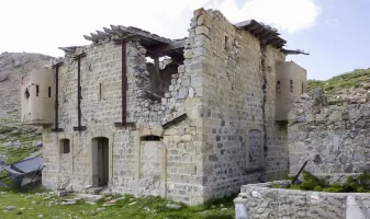 Ligne Maginot - LES ACLES - (Blockhaus pour arme infanterie) - 