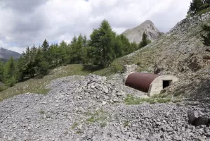Ligne Maginot - TETE NOIRE - (Abri) - Vue générale.
A l'arrière au dessus l'Aiguille Rouge