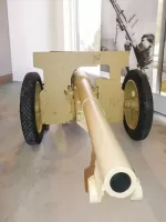 Ligne Maginot - Canon de 75 mle 1897 (75/97) - Version avec pneumatiques
Musée de l'artillerie de Draguignan