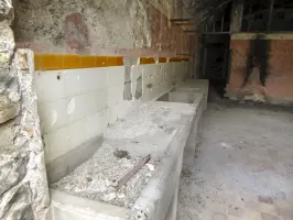 Ligne Maginot - ROCHE LA CROIX (CASERNEMENT AVANCé DE ) - (Casernement) - Casernement extérieur