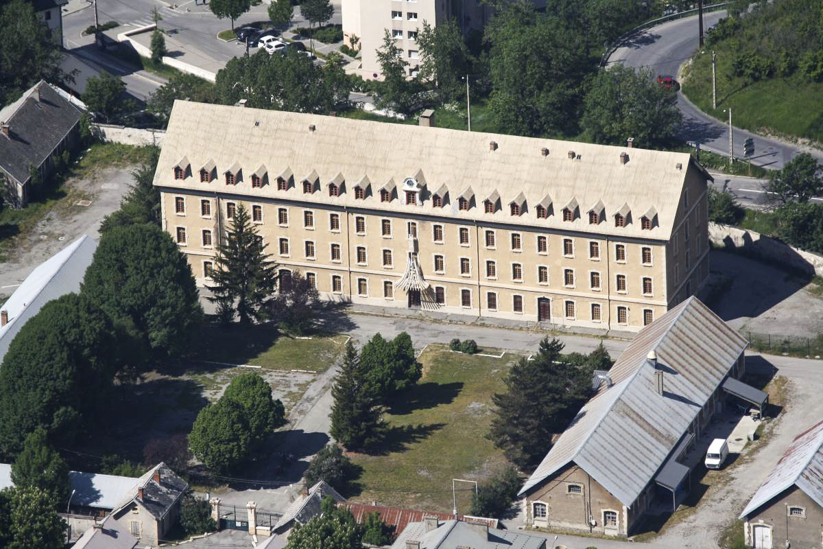 Ligne Maginot - CASERNE Z - QUARTIER COLAUD - (Casernement) -        