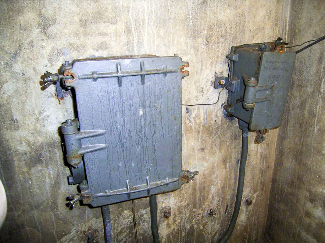 Ligne Maginot - FORT DAUPHIN - (Chambre de coupure) - 