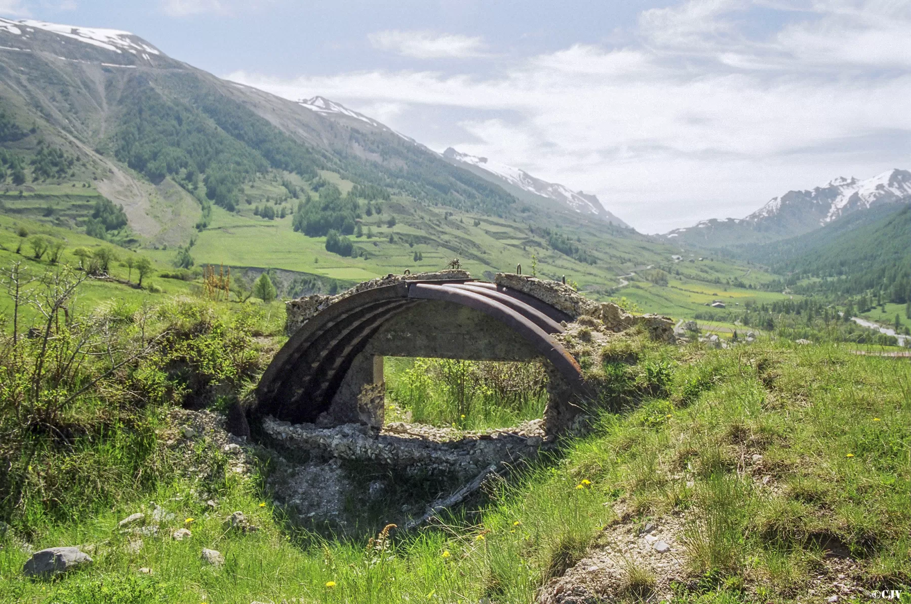 Ligne Maginot - LARCHE - (Blockhaus pour canon) - 