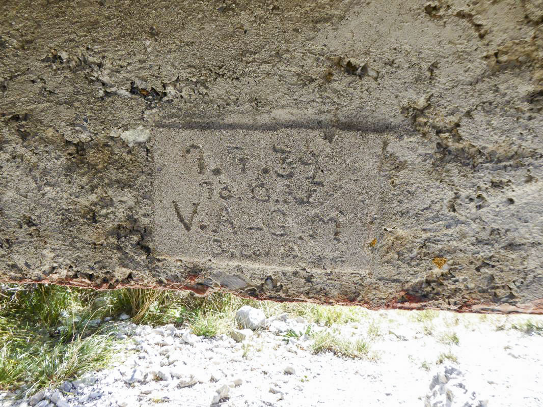 Ligne Maginot - LARCHE - (Blockhaus pour canon) - Abri pour le 47 de marine