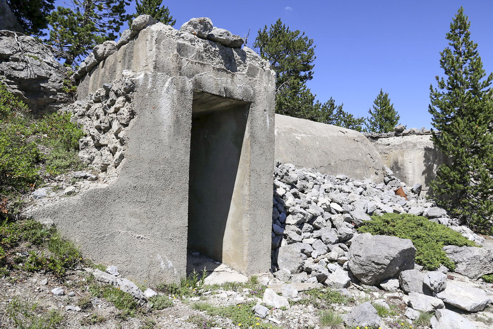 Ligne Maginot - LES ACLES OUEST - (Abri) - Abri alpin à 2 entrées