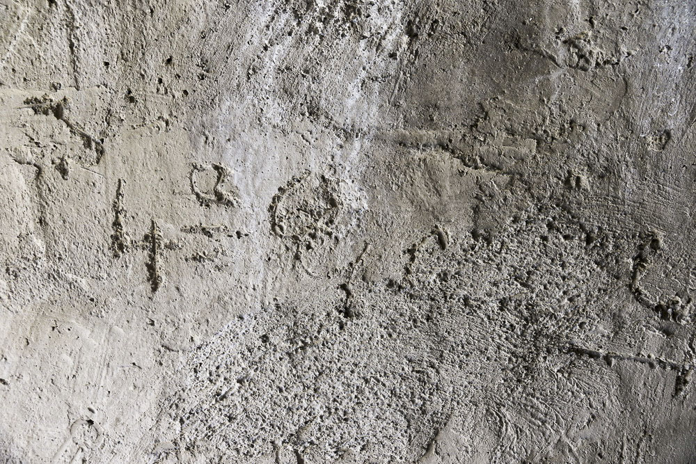 Ligne Maginot - LES ACLES OUEST - (Abri) - Dans le couloir de gauche