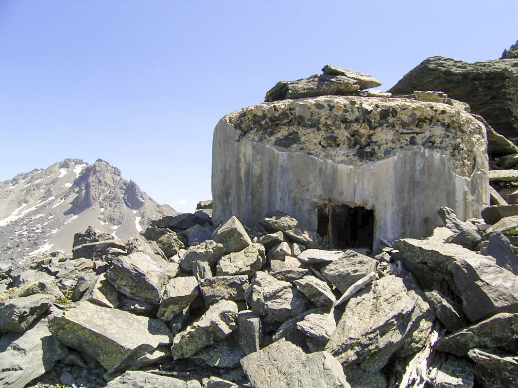 Ligne Maginot - POINTE DE BUFFERE NORD - (Blockhaus pour arme infanterie) - 