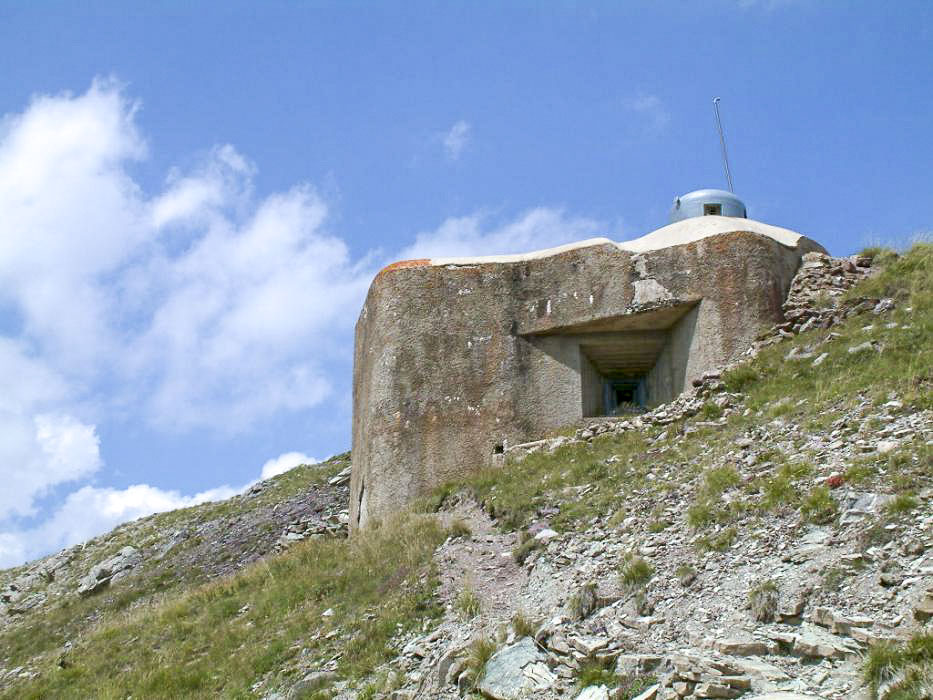 Ligne Maginot - GONDRAN E - (Ouvrage d'infanterie) - Bloc 1
Le créneau pour jumelage de mitrailleuses Reibel MAC 31