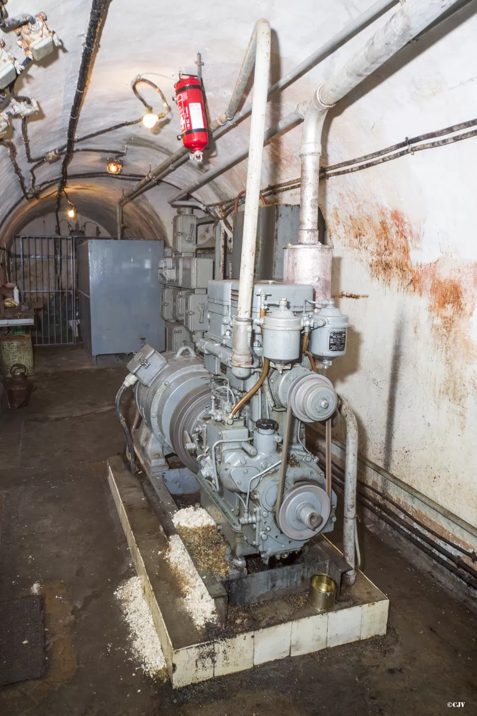 Ligne Maginot - GONDRAN E - (Ouvrage d'infanterie) - L'usine électrique
Groupe électrogène à moteur CLM208
