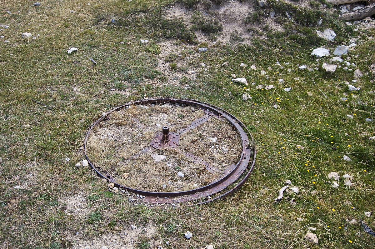 Ligne Maginot - LA LAUZETTE CRêTE (3° BIE / 154° RAP) - (Position d'artillerie préparée) - La 1° plateforme