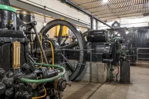 Ligne Maginot - FORT DE MUTZIG - (Ouvrage d'artillerie) - Usine électrique
Moteur diesel Deutz modèle MKD142 25 CV
