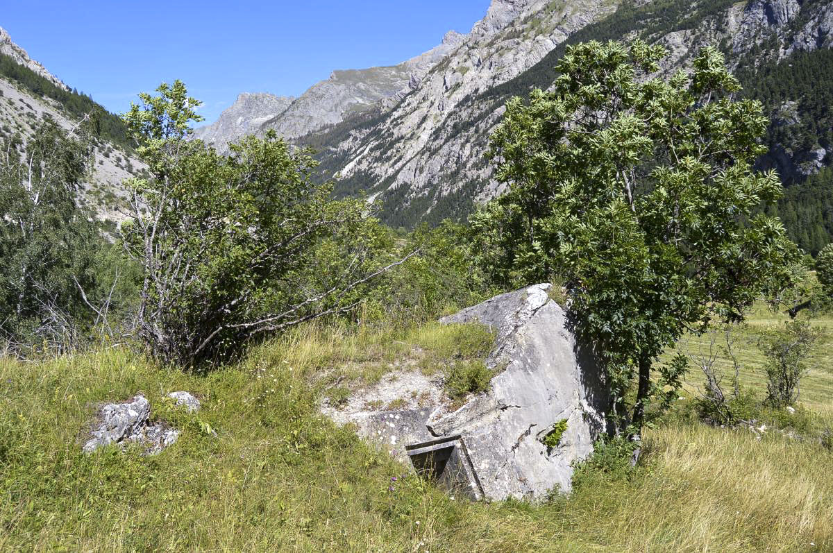 Ligne Maginot - CHATELET EST - (Blockhaus pour arme infanterie) - L'entrée
