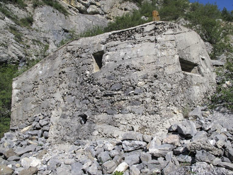 Ligne Maginot - CHATELET OUEST - (Blockhaus pour arme infanterie) - Vue d'ensemble