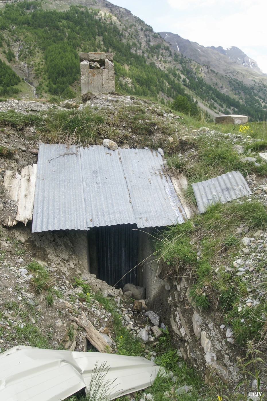 Ligne Maginot - PA DES SAGNES 5 (QUARTIER DES SAGNES) - (PC de Quartier) - La deuxième entrée