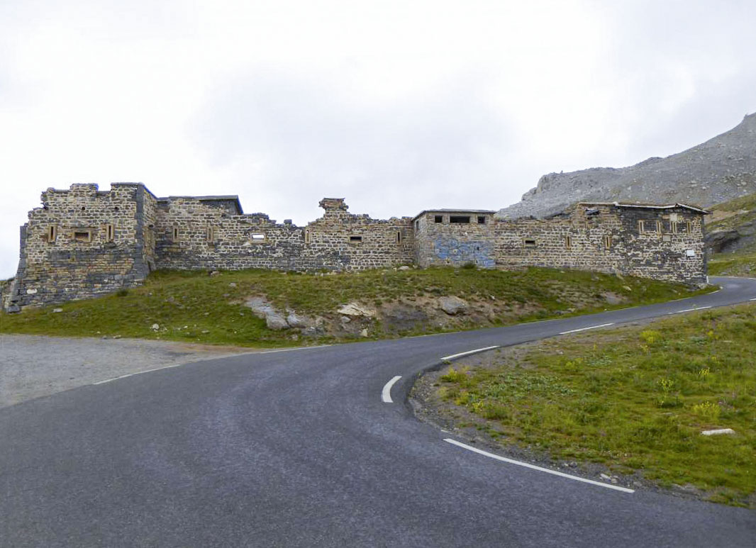 Ligne Maginot - CAMP DE RESTEFOND - (Casernement) - 