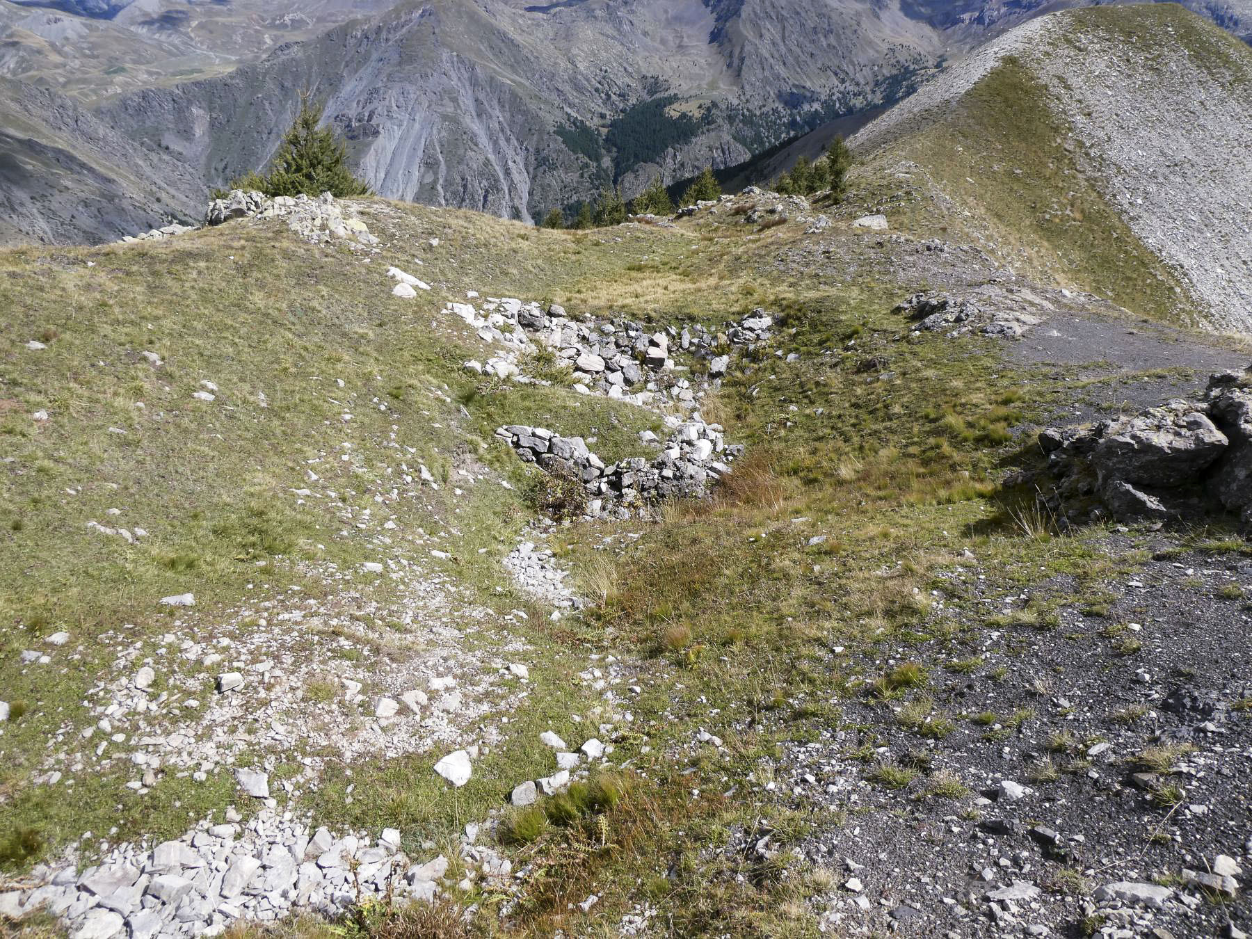 Ligne Maginot - CRÊTE DE LA BLANCHE 2 (POINT D'APPUI) - (Divers) - Cuve 4
Cuve double peut-être pour deux mortiers