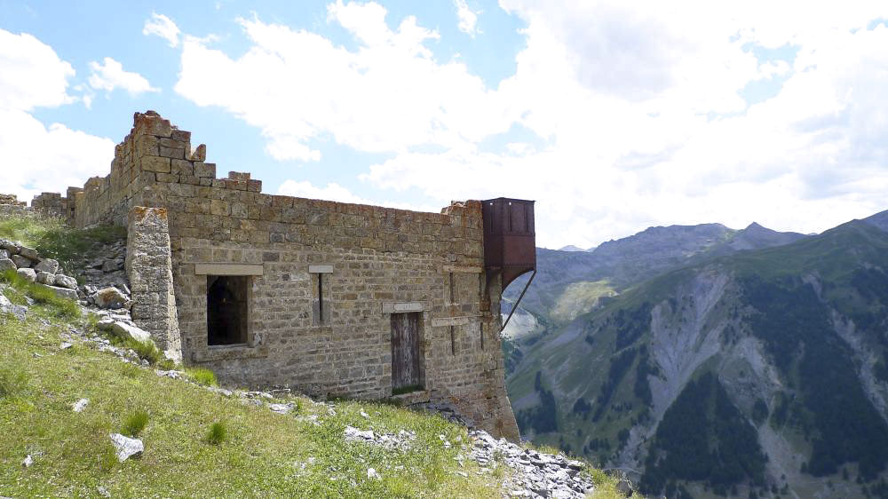 Ligne Maginot - LES FOURCHES - (Blockhaus pour arme infanterie) - Vue d'ensemble