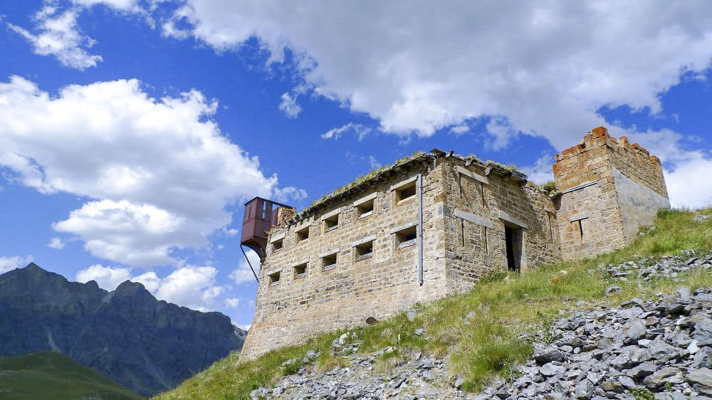 Ligne Maginot - LES FOURCHES - (Blockhaus pour arme infanterie) - Vue d'ensemble