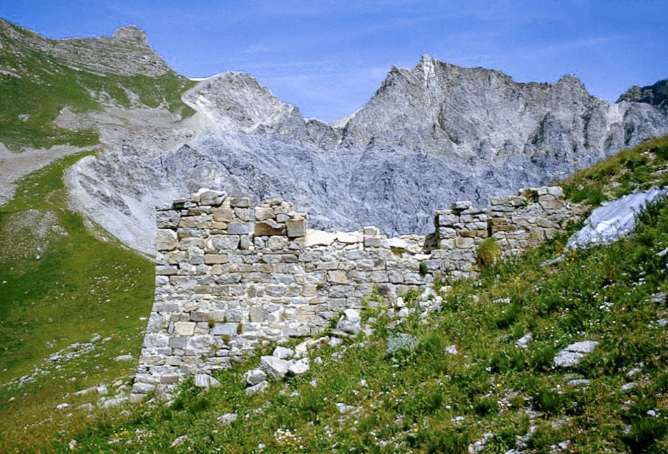 Ligne Maginot - Les FOURCHES N°1 (Blockhaus 1892) (Casernement) - 