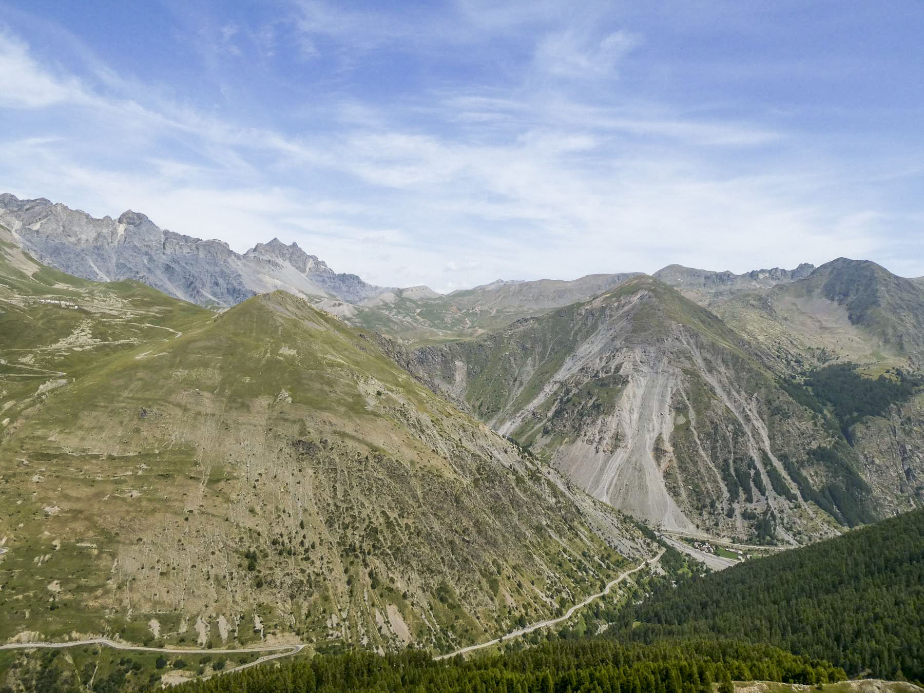 Ligne Maginot - ROCHER DU PRETRE - (Abri) - Vue sur le Salso Moreno et la frontière