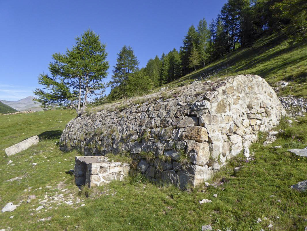 Ligne Maginot - VACHERIE DE ROURE - (Abri) - Citerne de la vacherie