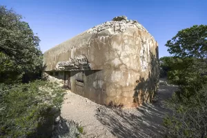 Ligne Maginot - SANT' AMANZA - (Casemate d'artillerie) - 