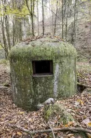 Ligne Maginot - ROTHENBOURG - (Casemate d'infanterie - Double) - Cloche GFM Ouest est en partie déchaussée