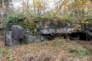Ligne Maginot - NONNENKOPF - (Casemate d'infanterie - Double) - La façade détruite