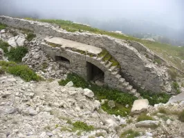 Ligne Maginot - LA FORCA (LF) - (Ouvrage d'infanterie) - Le même endroit que la photo précédente mais vu des dessus de l'ouvrage