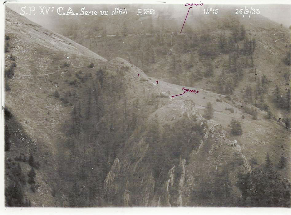 Ligne Maginot - CIME D'ANAN - (Observatoire d'infanterie) - Photo des travaux menés par les italiens prise depuis l'observatoire de la Cime d'Anan en 1933