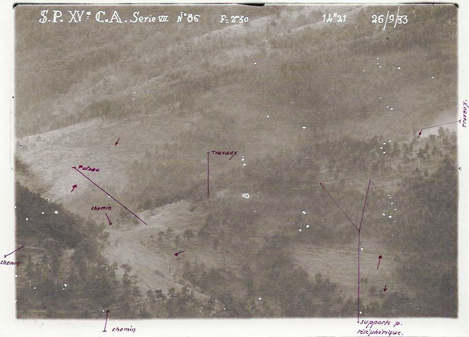 Ligne Maginot - CIME D'ANAN - (Observatoire d'infanterie) - Photo des travaux menés par les italiens prise depuis l'observatoire de la Cime d'Anan en 1933