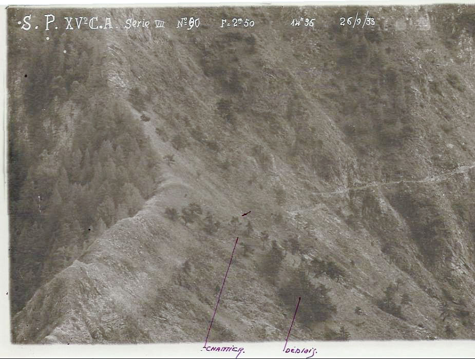 Ligne Maginot - CIME D'ANAN - (Observatoire d'infanterie) - Photo des travaux menés par les italiens prise depuis l'observatoire de la Cime d'Anan en 1933
Photo n°90