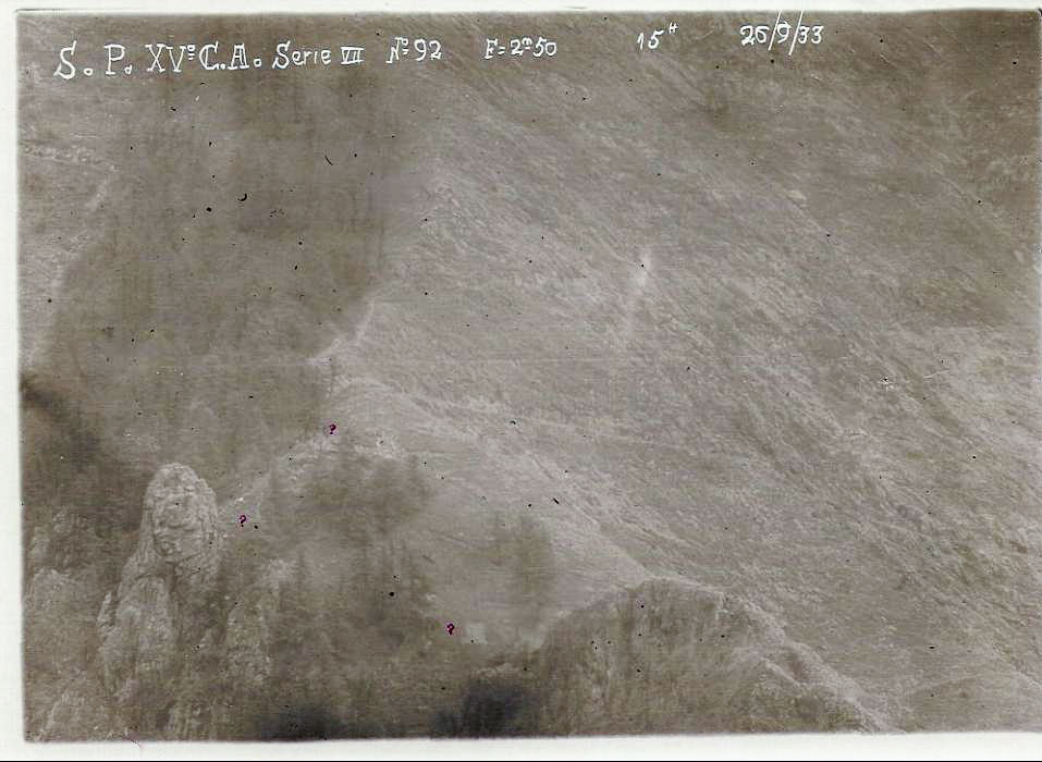 Ligne Maginot - CIME D'ANAN - (Observatoire d'infanterie) - Photo des travaux menés par les italiens prise depuis l'observatoire de la Cime d'Anan en 1933
Photo n°92