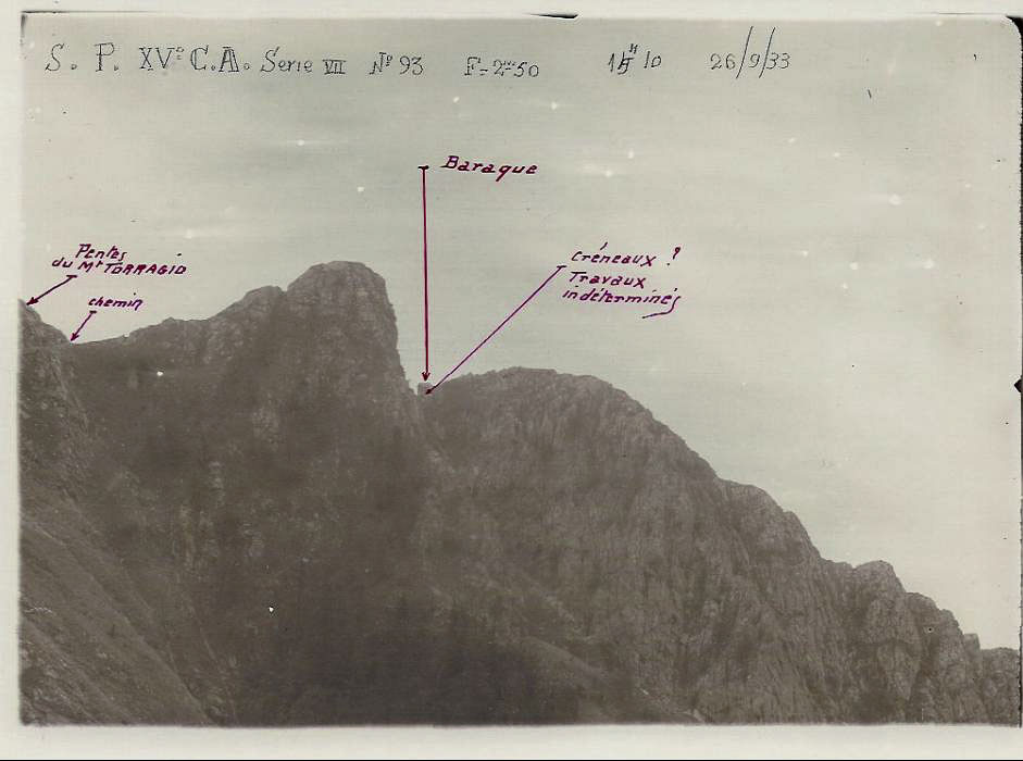Ligne Maginot - CIME D'ANAN - (Observatoire d'infanterie) - Photo des travaux menés par les italiens prise depuis l'observatoire de la Cime d'Anan en 1933
Photo n°93