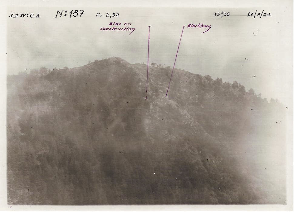 Ligne Maginot - CIME D'ANAN - (Observatoire d'infanterie) - Photo des travaux menés par les italiens prise depuis l'observatoire de la Cime d'Anan en 1933
Photo n°187